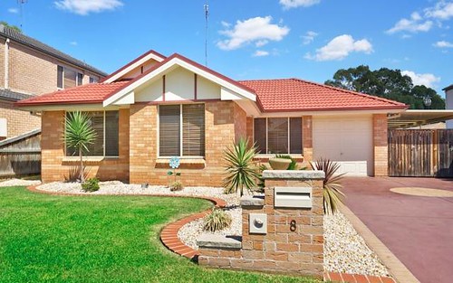 8 Quarters Place, Currans Hill NSW