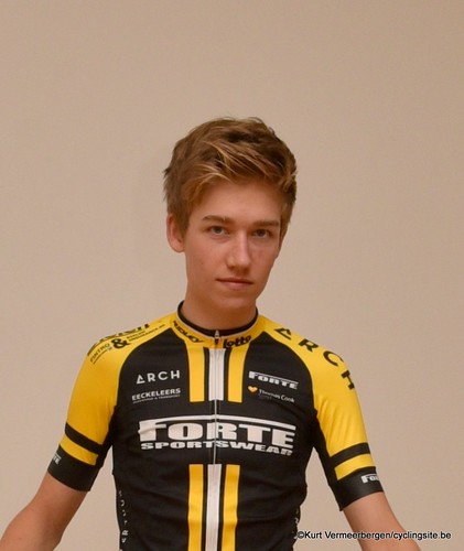 Young Cycling Team (45)