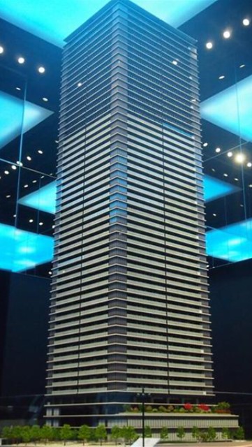ドデカい中之島タワーの完成模型。
