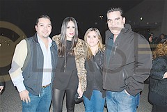 DSC_4234.- José Germán García, Marcela Martínez, Anny García y José Luis Salinas.