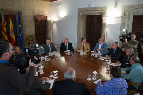 Reunión del President Puig con el sector agroalimentario - Valencia (26-04-2016)