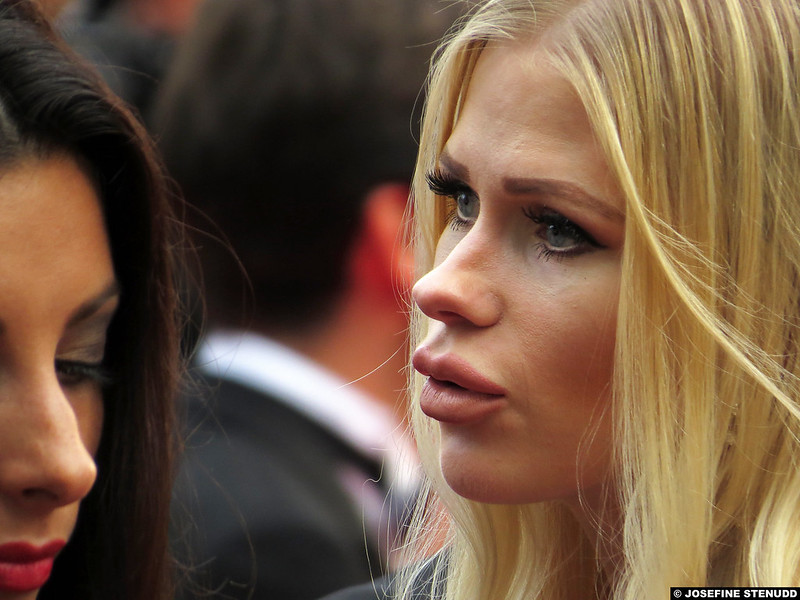 20150524_35 Unidentified guests | The Cannes Film Festival 2015 | Cannes, France<br/>© <a href="https://flickr.com/people/72616463@N00" target="_blank" rel="nofollow">72616463@N00</a> (<a href="https://flickr.com/photo.gne?id=25118545612" target="_blank" rel="nofollow">Flickr</a>)