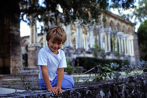 Bahamas 1988 (276) Paradise Island: Versailler Garten und Kloster • <a style="font-size:0.8em;" href="http://www.flickr.com/photos/69570948@N04/24128655525/" target="_blank">Auf Flickr ansehen</a>