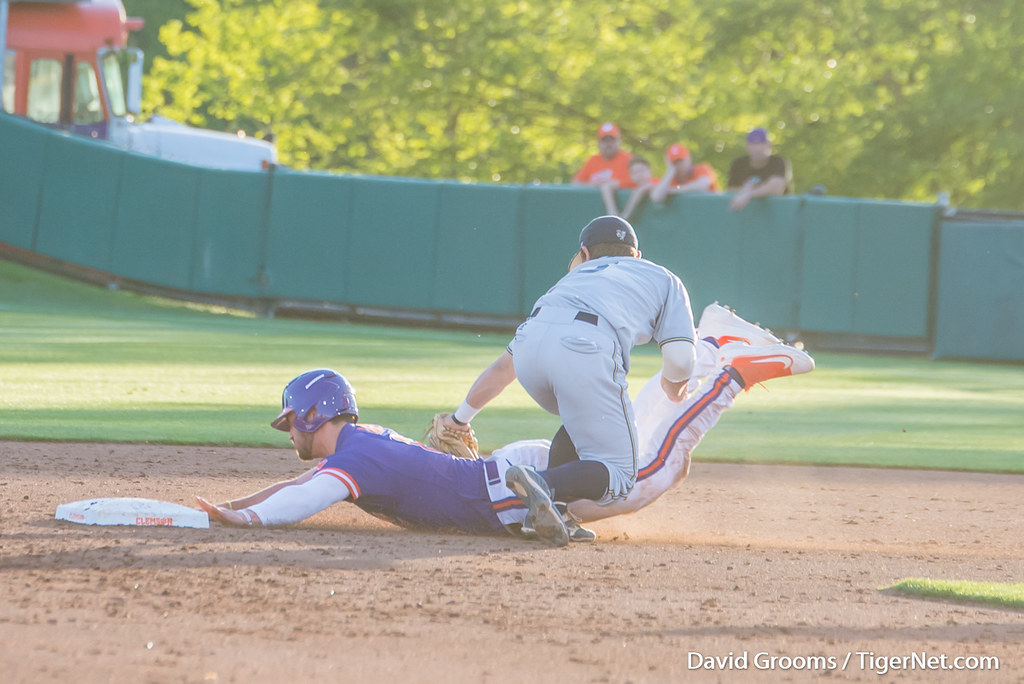 Clemson Baseball Photo of Andrew Cox