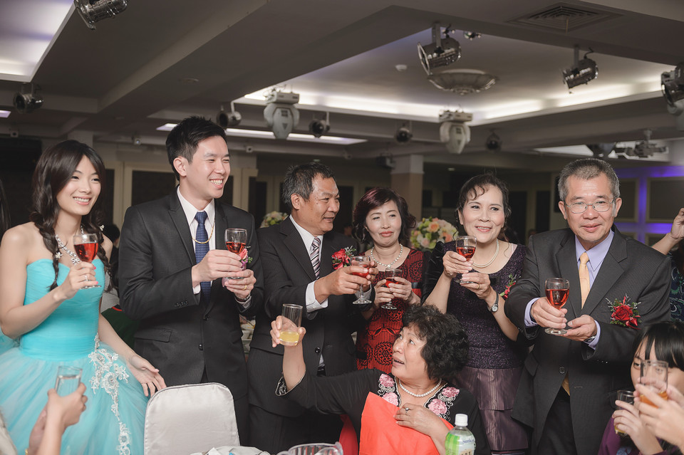婚禮攝影-台南商務會館戶外證婚儀式-092