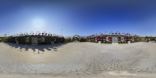 Dubai Miracle Garden @ 360°