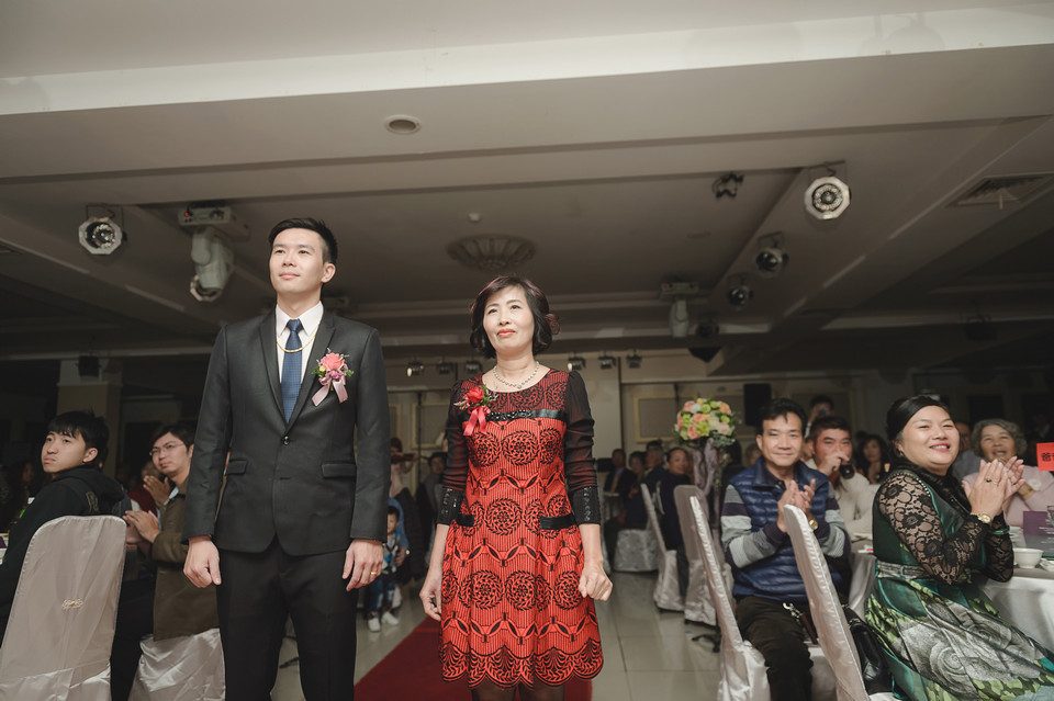 婚禮攝影-台南商務會館戶外證婚儀式-061