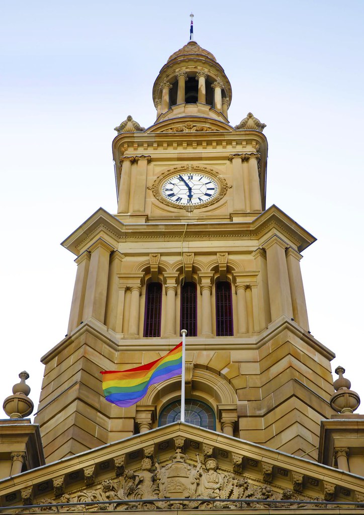 ann-marie calilhanna- mardi gras flag raising @ sydney townhall_201