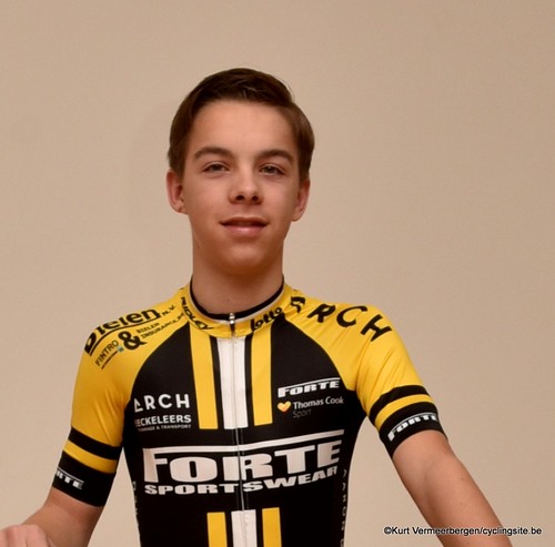Young Cycling Team (9)