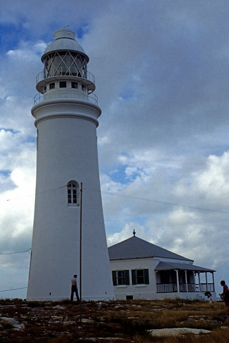 Bahamas 1989 (692) San Salvador: Dixon Hill Lighthouse • <a style="font-size:0.8em;" href="http://www.flickr.com/photos/69570948@N04/25838128021/" target="_blank">Auf Flickr ansehen</a>