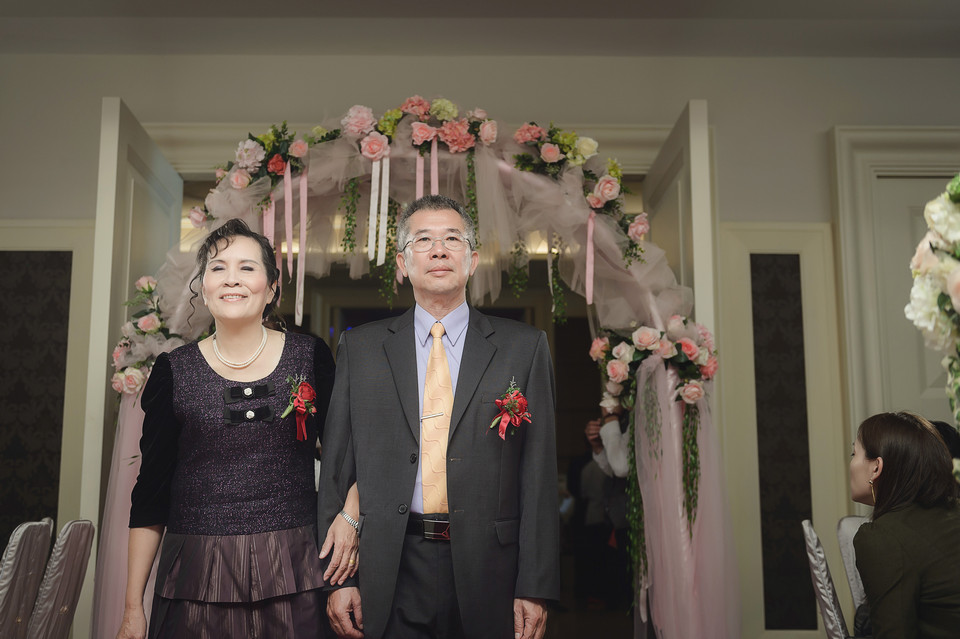 婚禮攝影-台南商務會館戶外證婚儀式-058