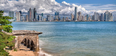 Panama - Panama City (c)2011 Adam Mizrahi (Flickr)