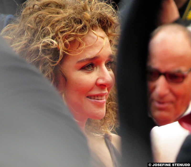 20150524_30 Valeria Golino | The Cannes Film Festival 2015 | Cannes, France<br/>© <a href="https://flickr.com/people/72616463@N00" target="_blank" rel="nofollow">72616463@N00</a> (<a href="https://flickr.com/photo.gne?id=24610012113" target="_blank" rel="nofollow">Flickr</a>)