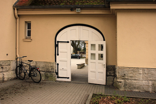 Schule am Ravensberg (04) • <a style="font-size:0.8em;" href="http://www.flickr.com/photos/69570948@N04/25692619246/" target="_blank">Auf Flickr ansehen</a>