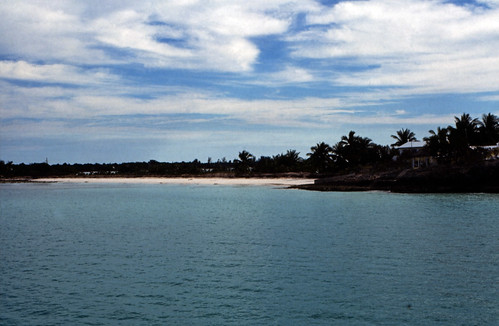 Bahamas 1989 (331) Eleuthera • <a style="font-size:0.8em;" href="http://www.flickr.com/photos/69570948@N04/24188240442/" target="_blank">Auf Flickr ansehen</a>