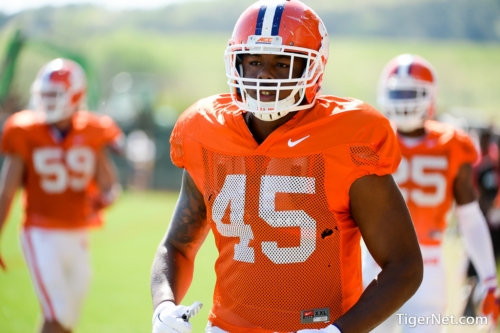 Clemson Football Photo of Chris Register and practice