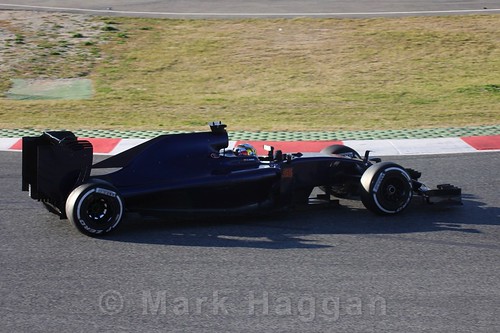 Carlos Sainz Jr in his Toro Rosso during Formula One Winter Testing 2016