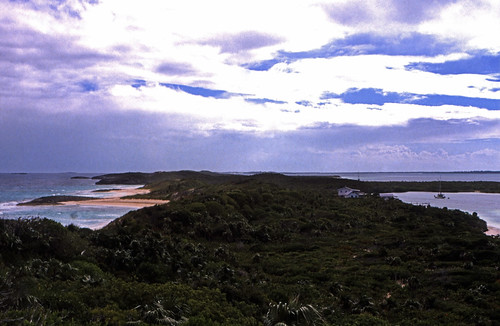 Bahamas 1989 (575) Great Exuma: Stocking Island • <a style="font-size:0.8em;" href="http://www.flickr.com/photos/69570948@N04/25555582825/" target="_blank">Auf Flickr ansehen</a>