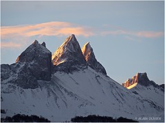 Cols des Aiguilles d'Arves, de Gros Jean et Lombard dans la lumière du matin