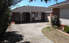 2/6 Oakfield Court, Melton South Vic