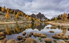 *Fanes-Alpe mit Eisengabelspitze im Herbst*