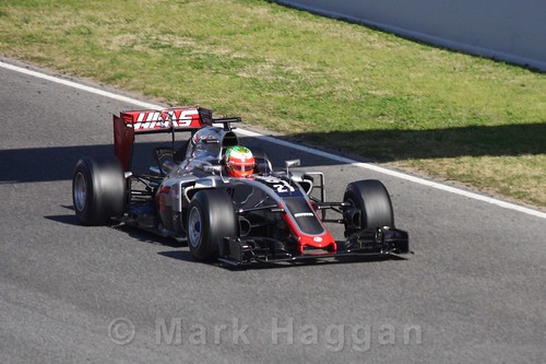 Esteban Gutierrez in the Haas in Formula One Winter Testing 2016