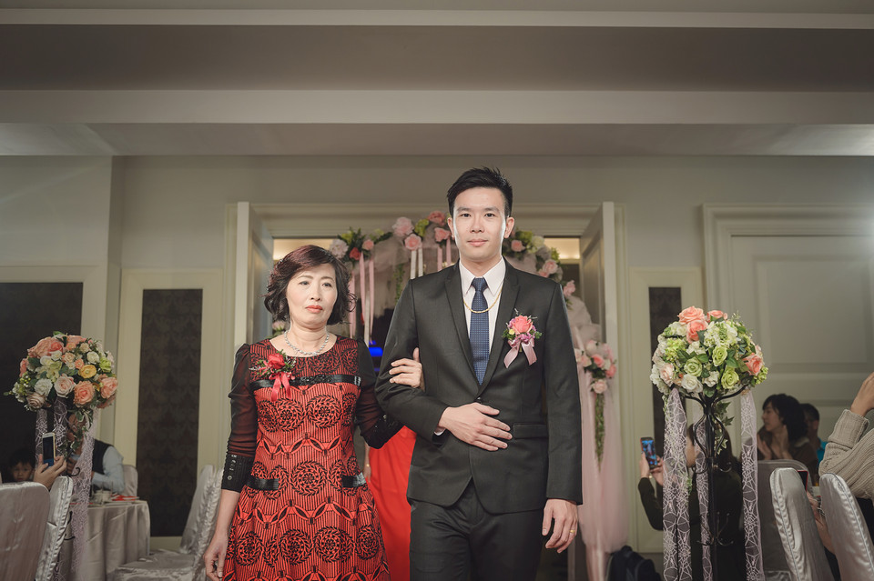 婚禮攝影-台南商務會館戶外證婚儀式-059