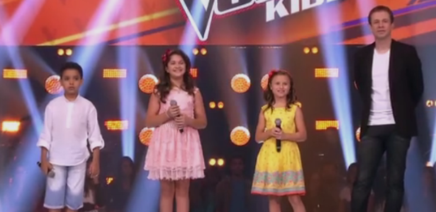 Simony se emociona com apresentação de "Superfantástico" no The Voice Kids