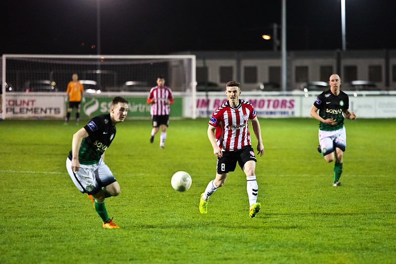 Bray Wanderers v Derry City<br/>© <a href="https://flickr.com/people/95412871@N00" target="_blank" rel="nofollow">95412871@N00</a> (<a href="https://flickr.com/photo.gne?id=25798753775" target="_blank" rel="nofollow">Flickr</a>)