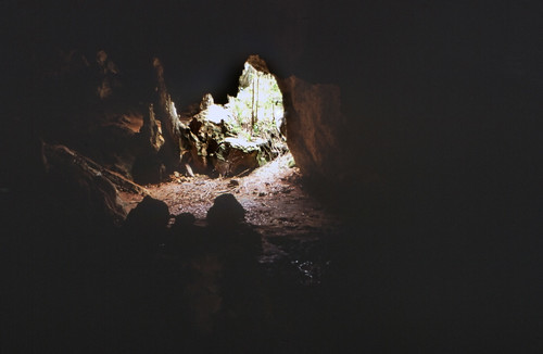 Bahamas 1989 (617) Long Island: Deadman's Cay Cave • <a style="font-size:0.8em;" href="http://www.flickr.com/photos/69570948@N04/25733383905/" target="_blank">Auf Flickr ansehen</a>
