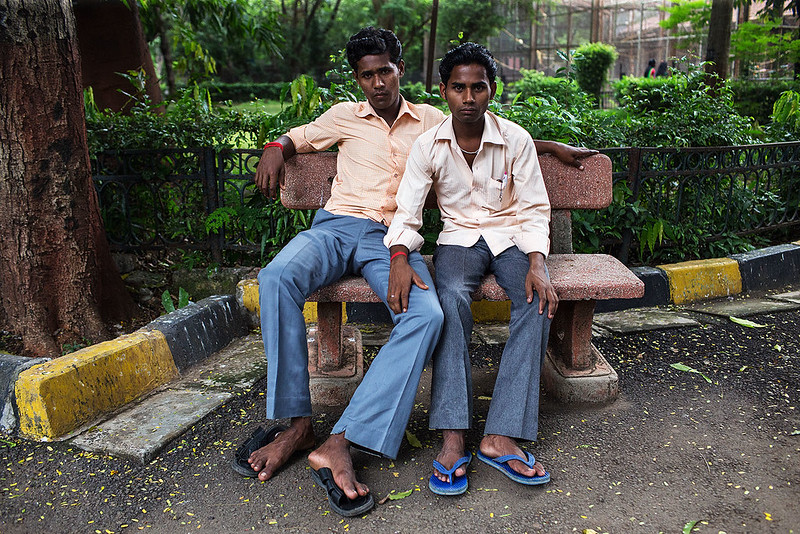 Bench portrait - Mumbai, India<br/>© <a href="https://flickr.com/people/68898571@N00" target="_blank" rel="nofollow">68898571@N00</a> (<a href="https://flickr.com/photo.gne?id=24339118396" target="_blank" rel="nofollow">Flickr</a>)