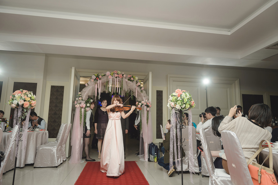 婚禮攝影-台南商務會館戶外證婚儀式-057