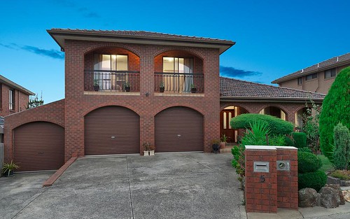 5 Thurza Ct, Wheelers Hill VIC 3150
