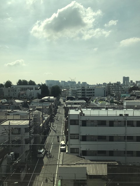 新幹線からの摩天楼