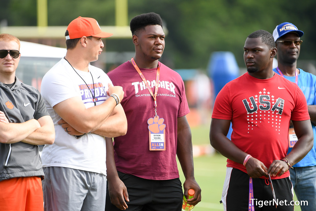 Clemson Recruiting Photo of Byron Young and Dabo Swinney Camp