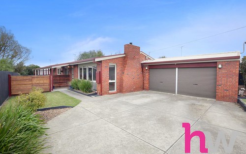 101 Wingarra Drive, Grovedale VIC 3216
