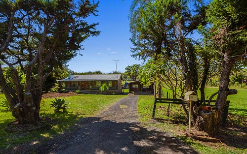 78 Lake Russell Dr, Emerald Beach NSW 2456