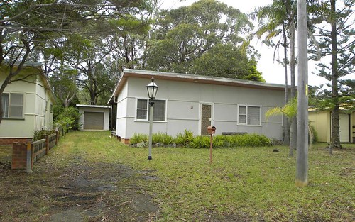 25 Yarroma Ave, Swanhaven NSW
