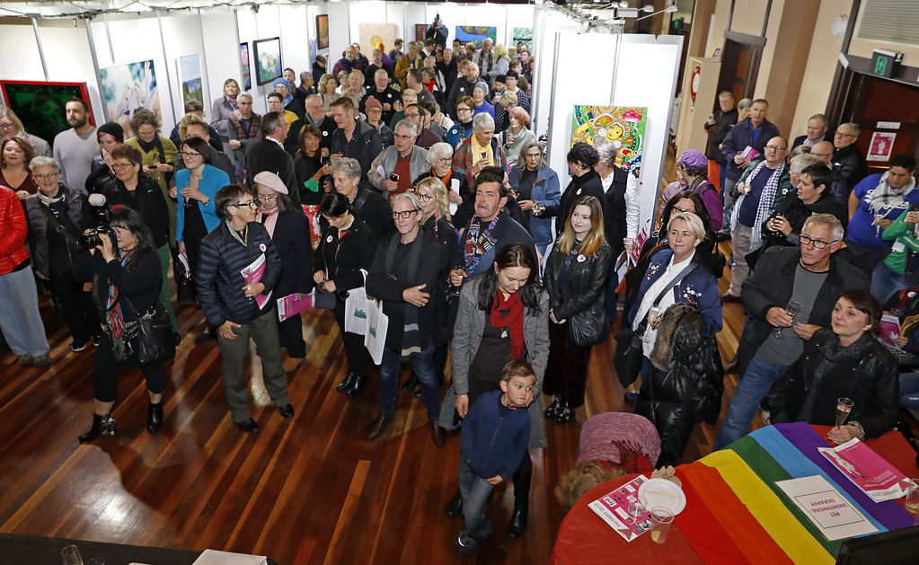ann-marie calilhanna- bent art opening @ wentworth falls_105