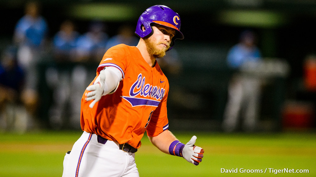 Clemson Baseball Photo of Seth Beer and moreheadst and ncaaregional