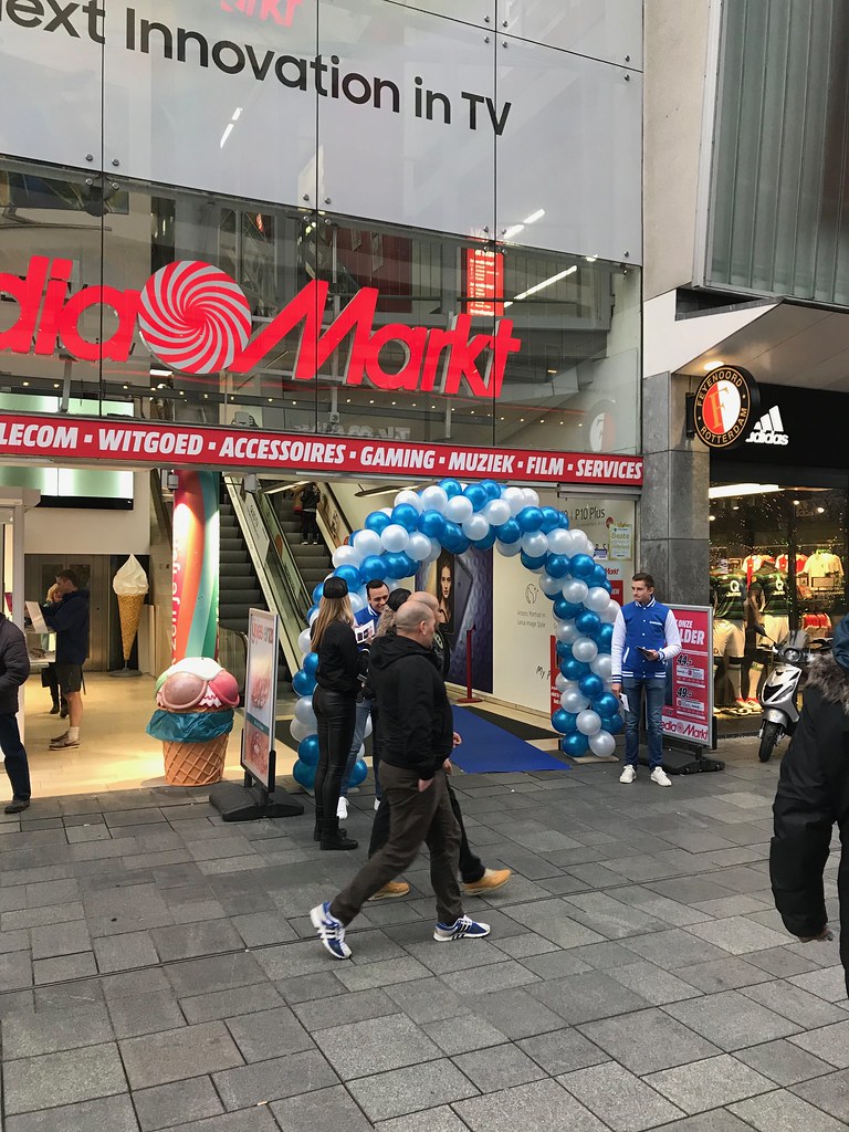 Het koud krijgen Meting Overwinnen Mediamarkt Rotterdam | Foto's en Reviews | by Rotterdams Ballonnenbedrijf