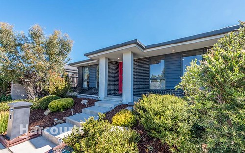 145 Plimsoll Drive, Casey ACT