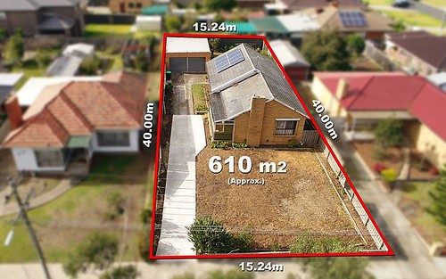 30 Brown St, Avondale Heights VIC 3034