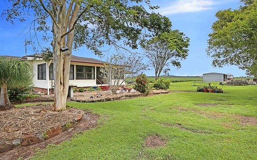 136 Middle Rd, Palmers Island NSW 2463