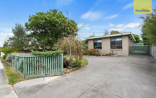 114 Anne Rd, Knoxfield VIC 3180