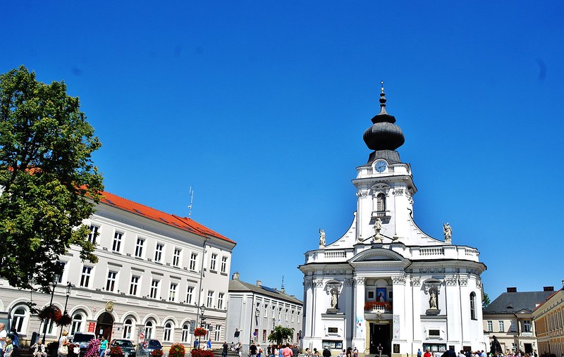 2015-07-11a Wadowice (62)<br/>© <a href="https://flickr.com/people/154004988@N02" target="_blank" rel="nofollow">154004988@N02</a> (<a href="https://flickr.com/photo.gne?id=42568167535" target="_blank" rel="nofollow">Flickr</a>)