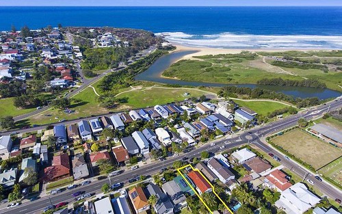 8 Griffin Rd, North Curl Curl NSW 2099