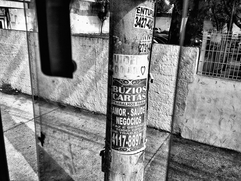 They are in every utility pole...<br/>© <a href="https://flickr.com/people/31018257@N00" target="_blank" rel="nofollow">31018257@N00</a> (<a href="https://flickr.com/photo.gne?id=42856628912" target="_blank" rel="nofollow">Flickr</a>)