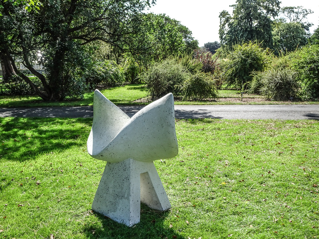 2018 SCULPTURE IN CONTEXT EXHIBITION BEGINS NEXT THURSDAY  AT THE BOTANIC GARDENS[I MANAGED TO GET A SNEAK PREVIEW TODAY]-143704