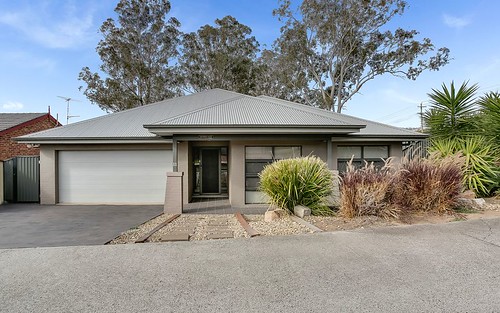 11 Remembrance Drive, Tahmoor NSW 2573